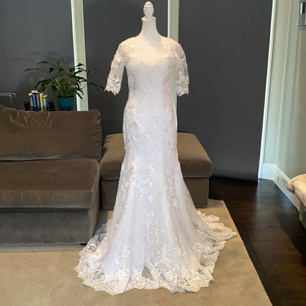 Women’s White Wedding Dress Size S